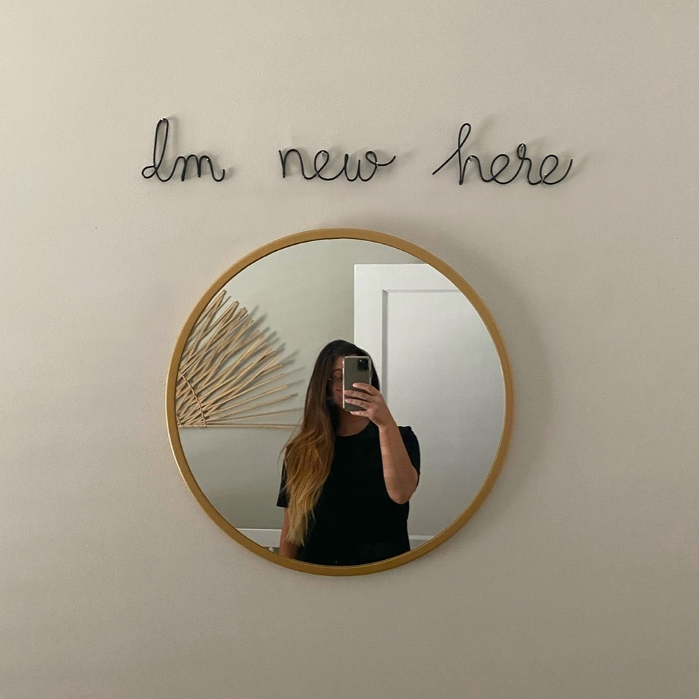 “I’m new here” nursery wall sign